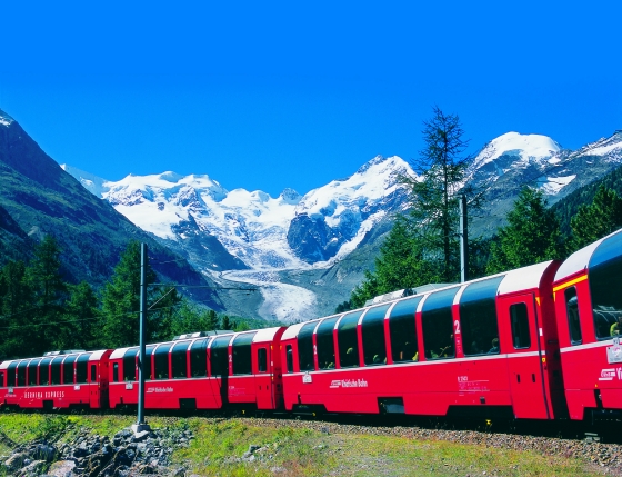 Bild Schweiz mit Bernina Express