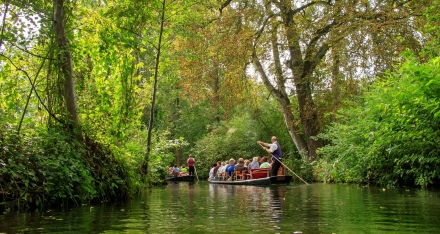 Spreewald - Fließe, Kähne und Schleusen